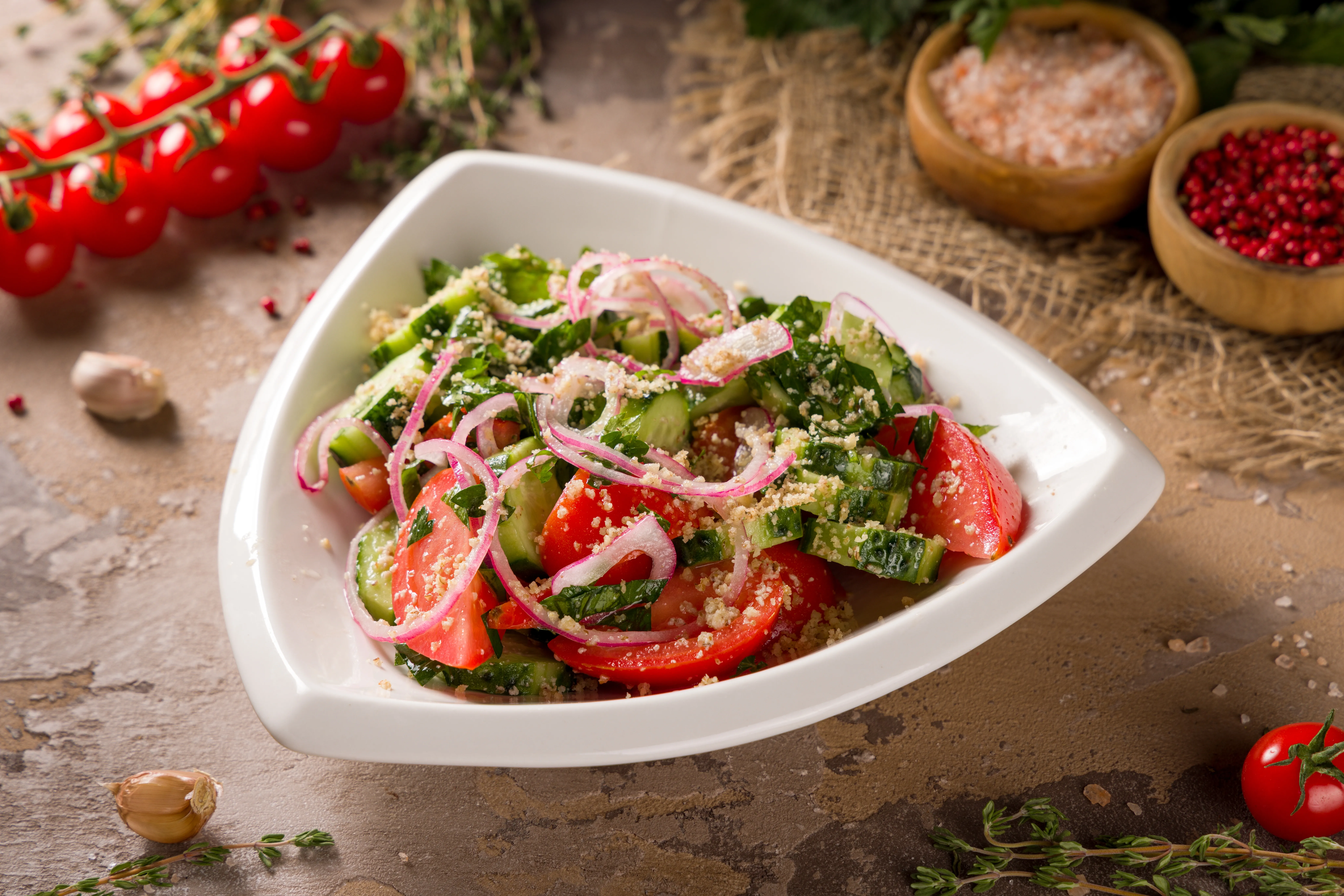 Грузинский с орехами